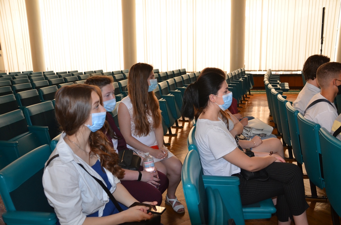 Студенти побували у різних куточках адмінбудівлі