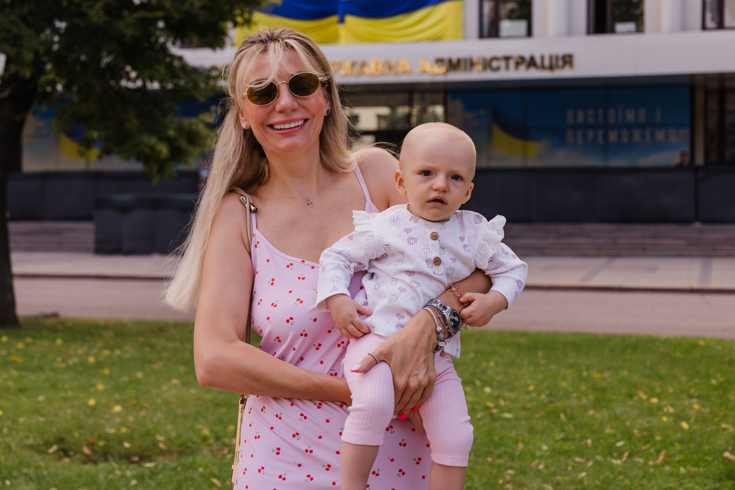 Дніпрянка Марія разом з донькою Іванкою