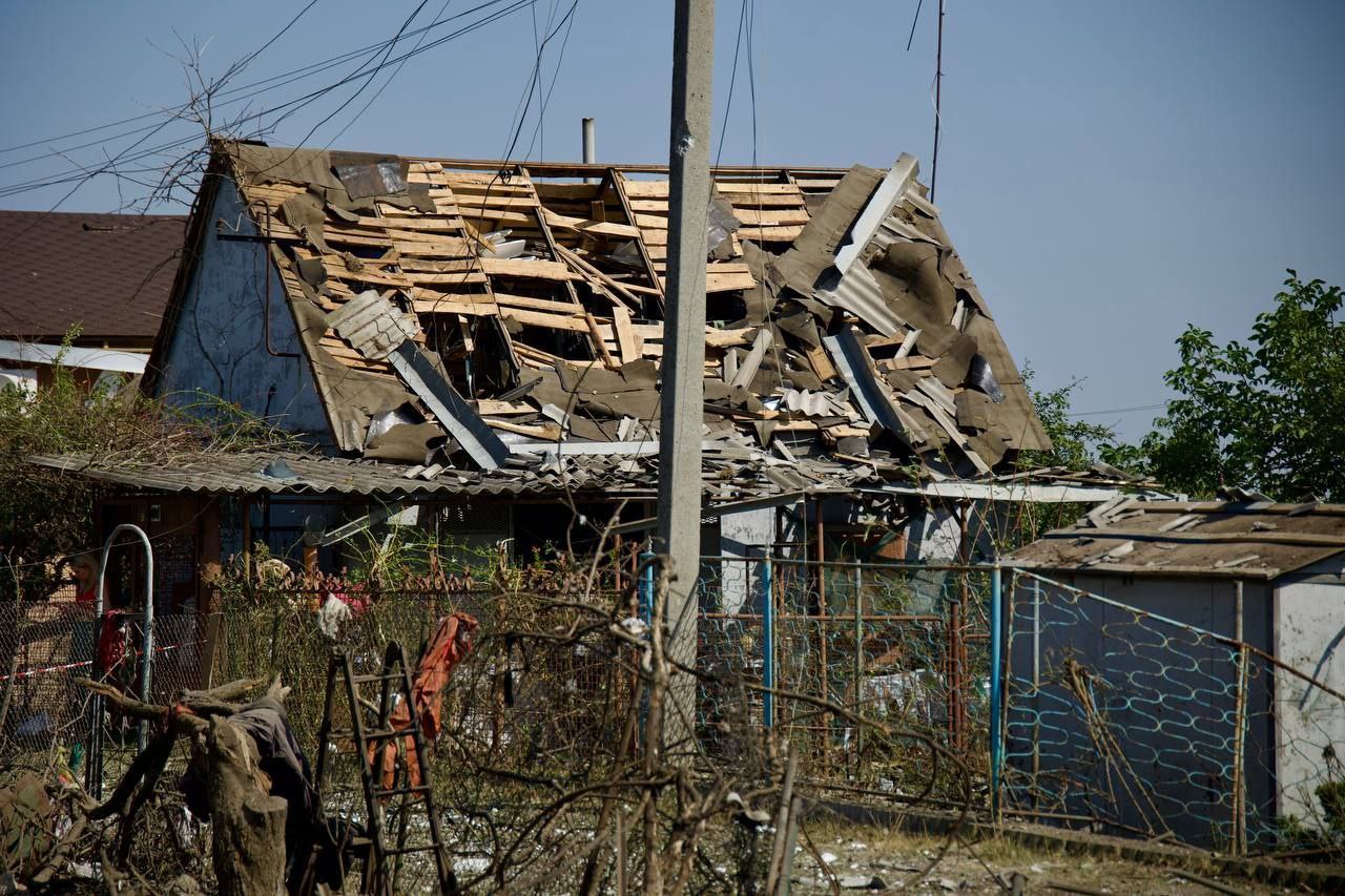 В оселі потрощений дах