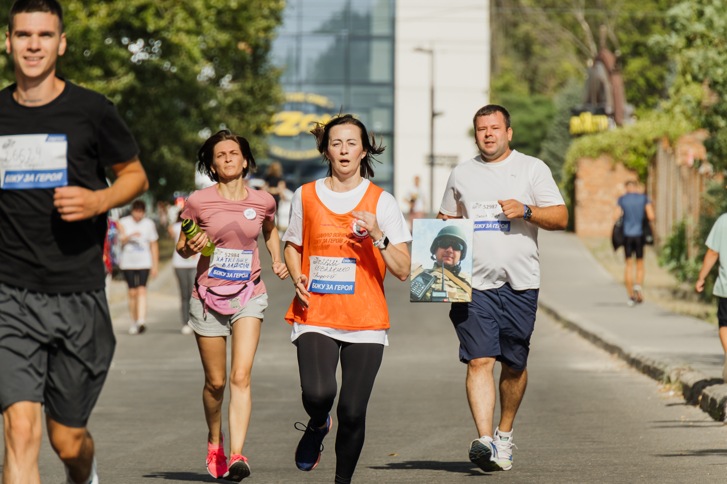 Підтримали ініціативи і благодійні організації