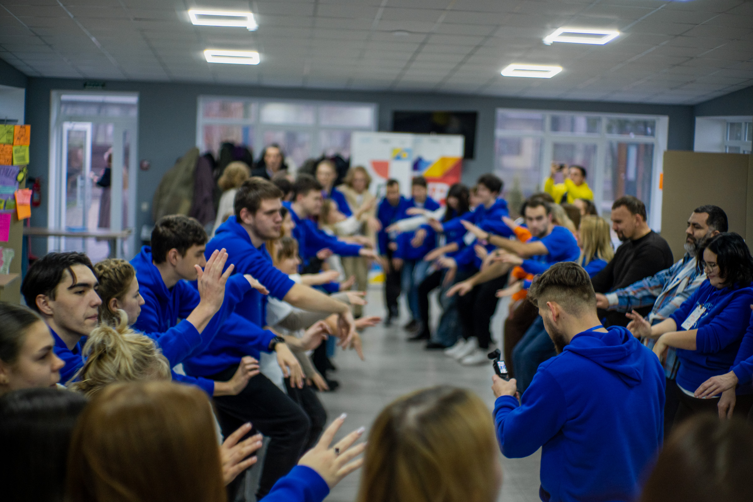 Команди під час проведення інтенсиву