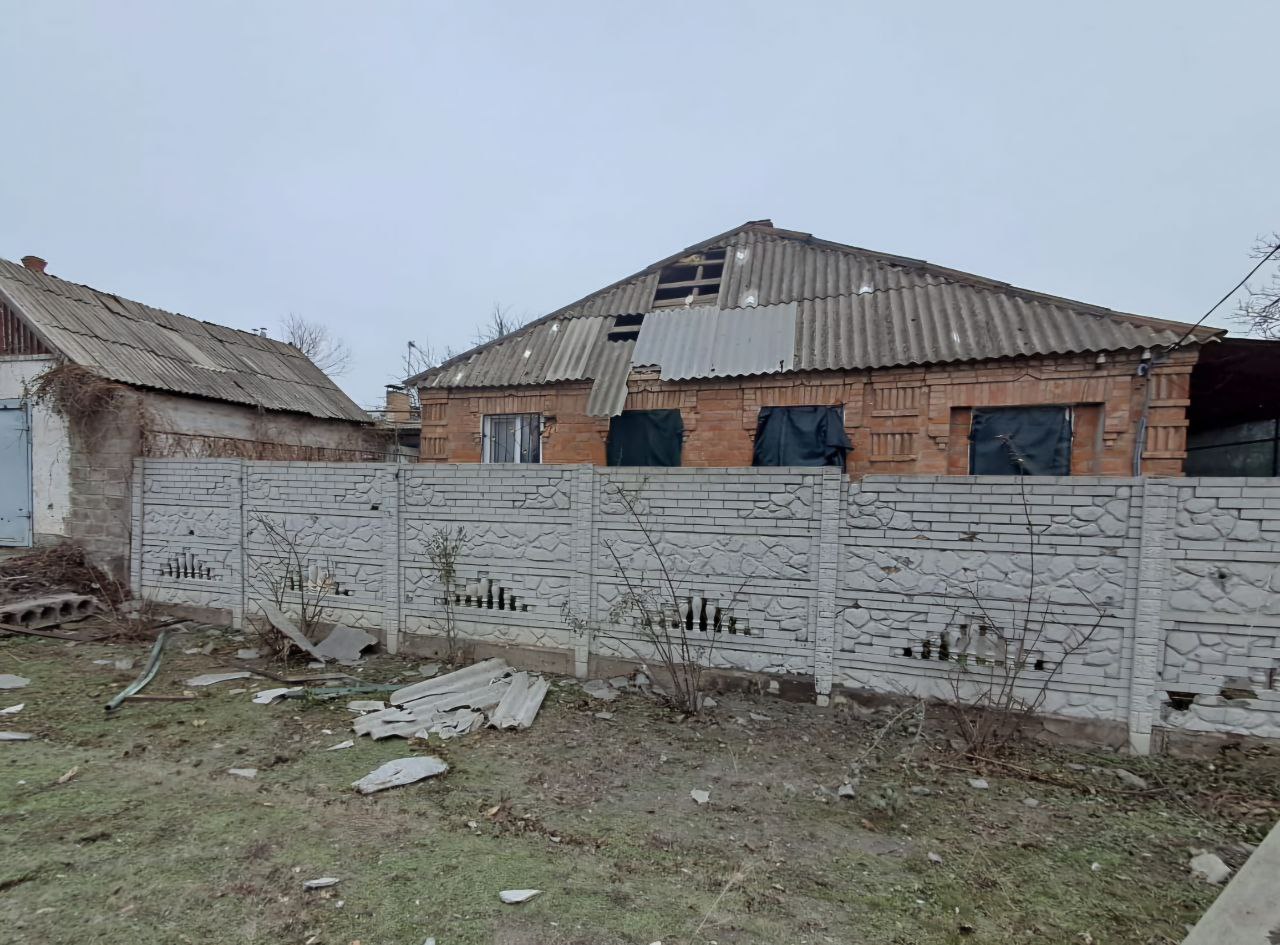 У приватному будинку пошкоджений дах