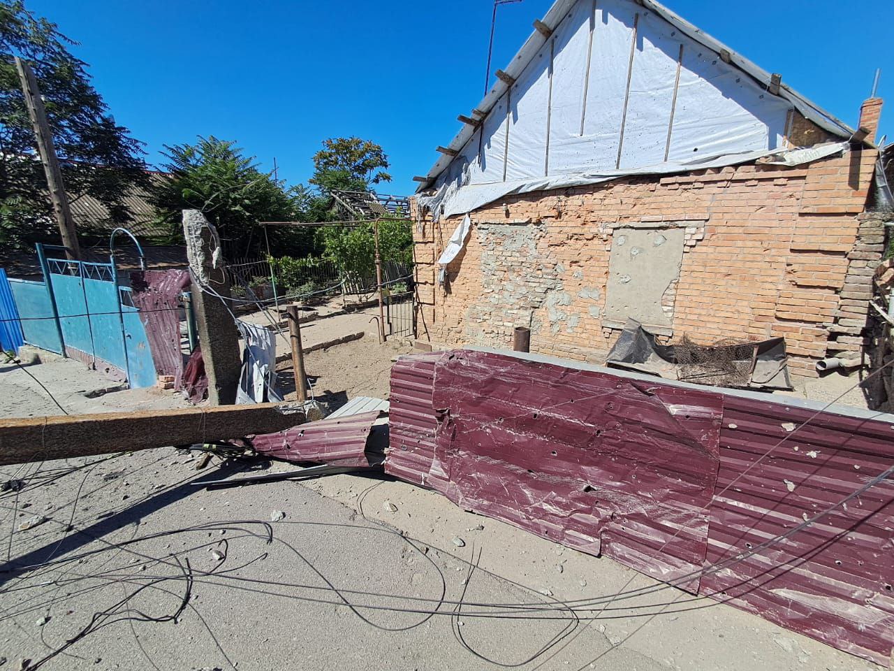 Побиті ворогом оселі