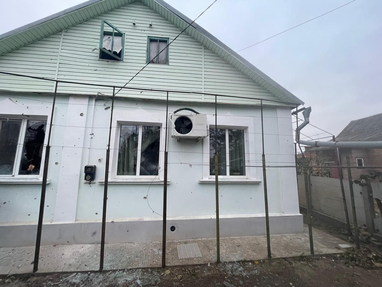 Понівечений приватний будинок