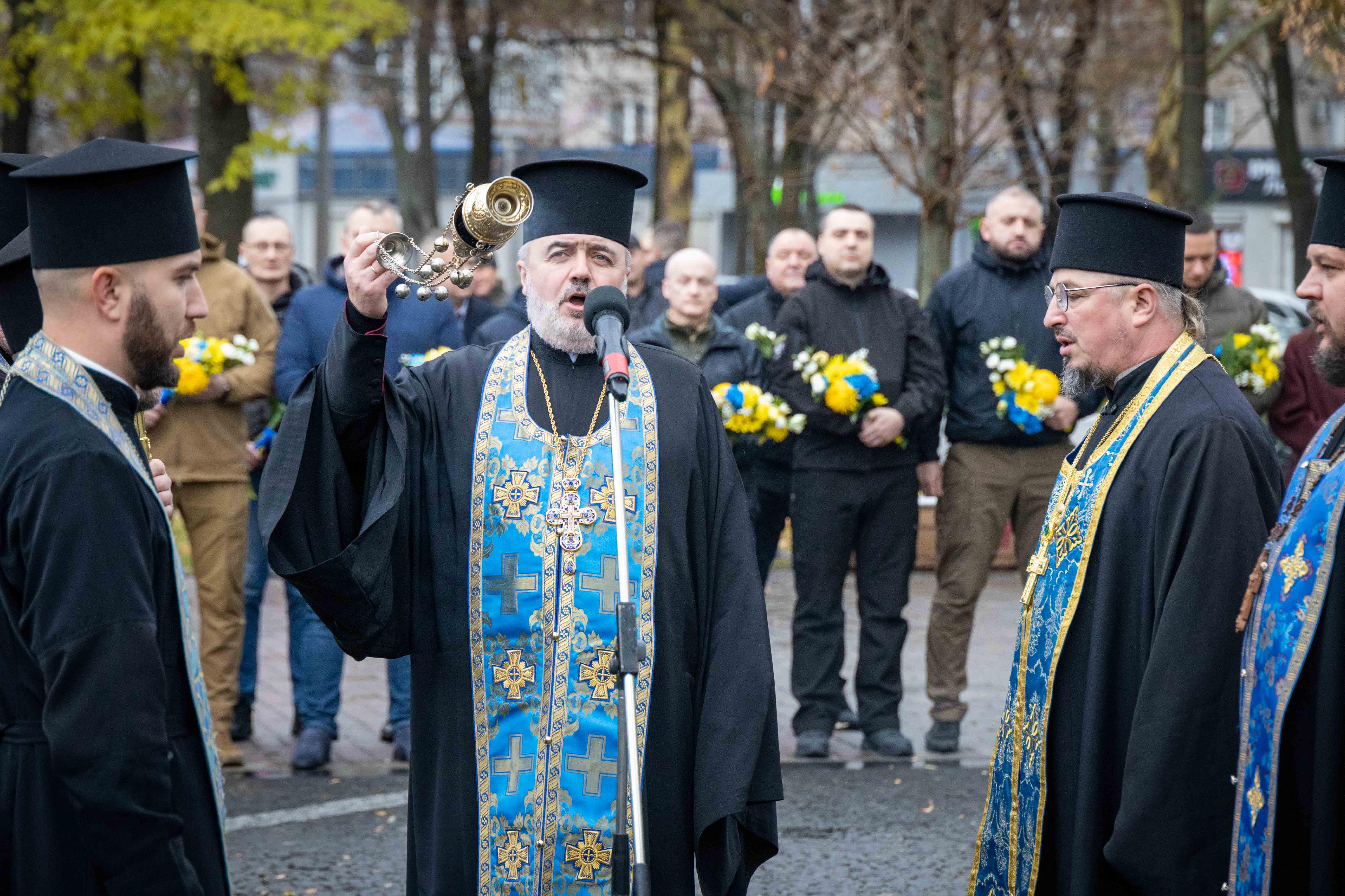 Провели поминальну молитву