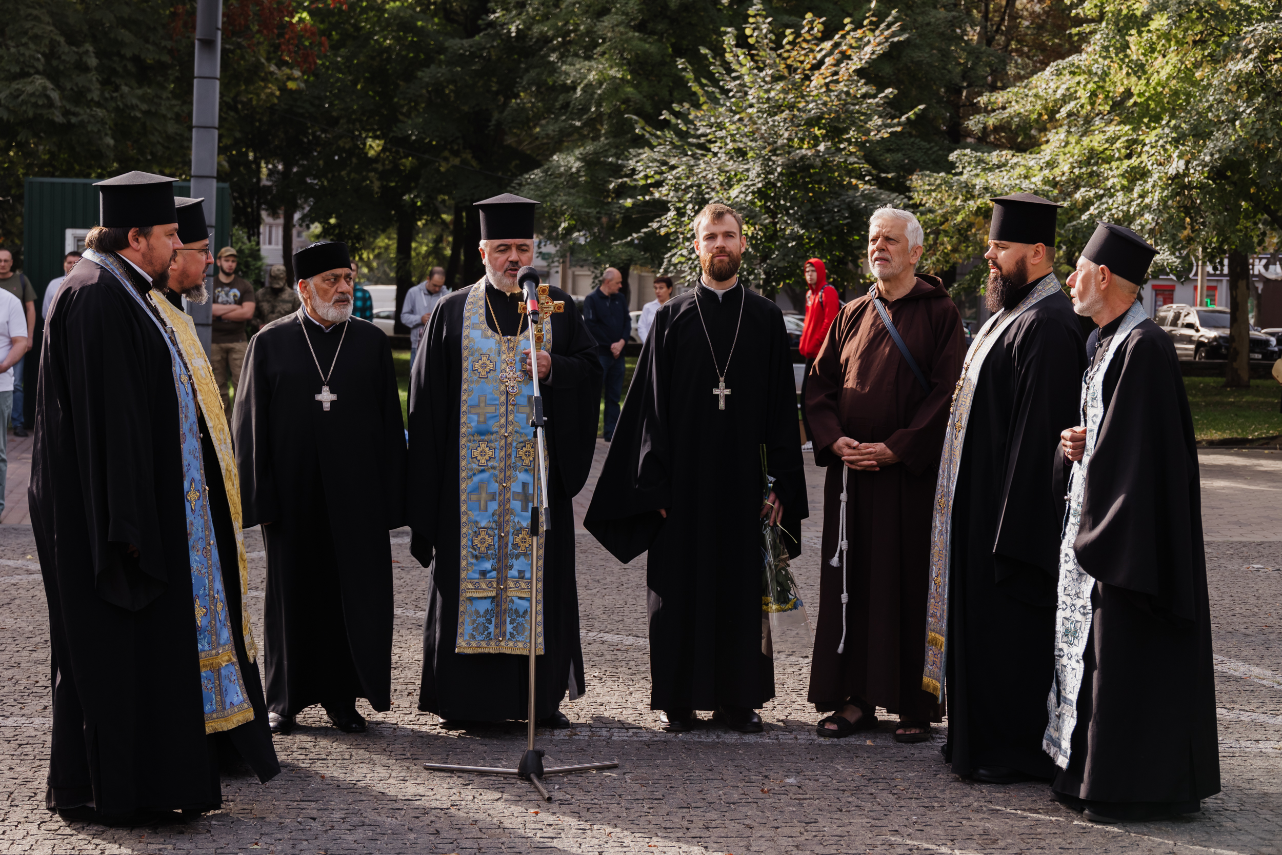 Пролунала спільна молитва