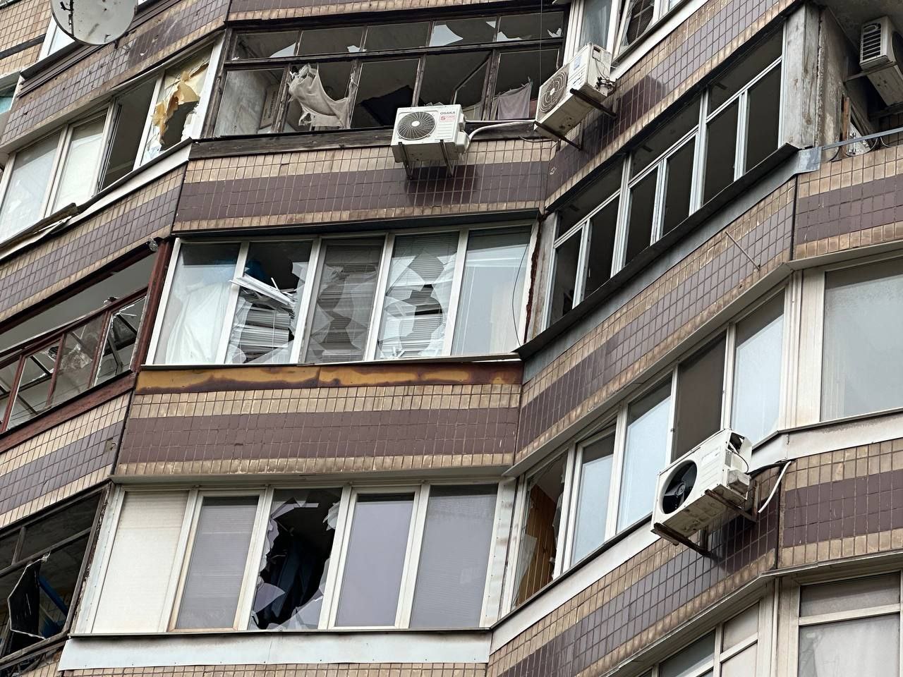 Побиті через ворожу атаку вікна