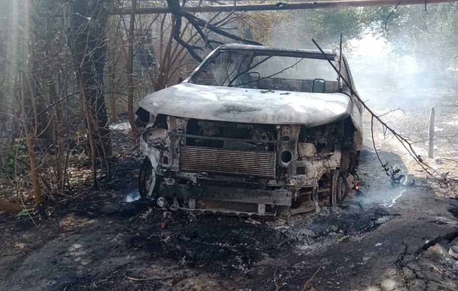 На Нікопольщині через займання на подвір'ї згоріла машина.