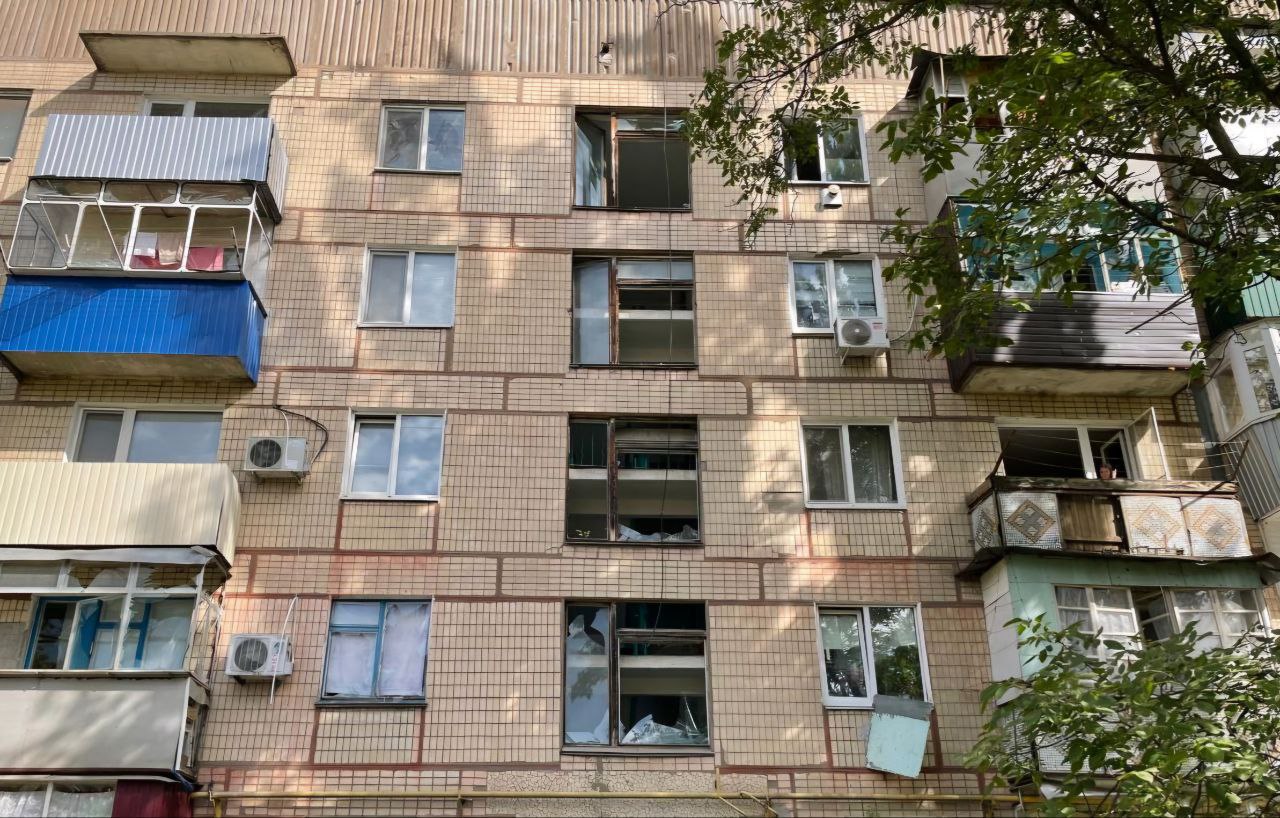 Понівечена п'ятиповерхівка