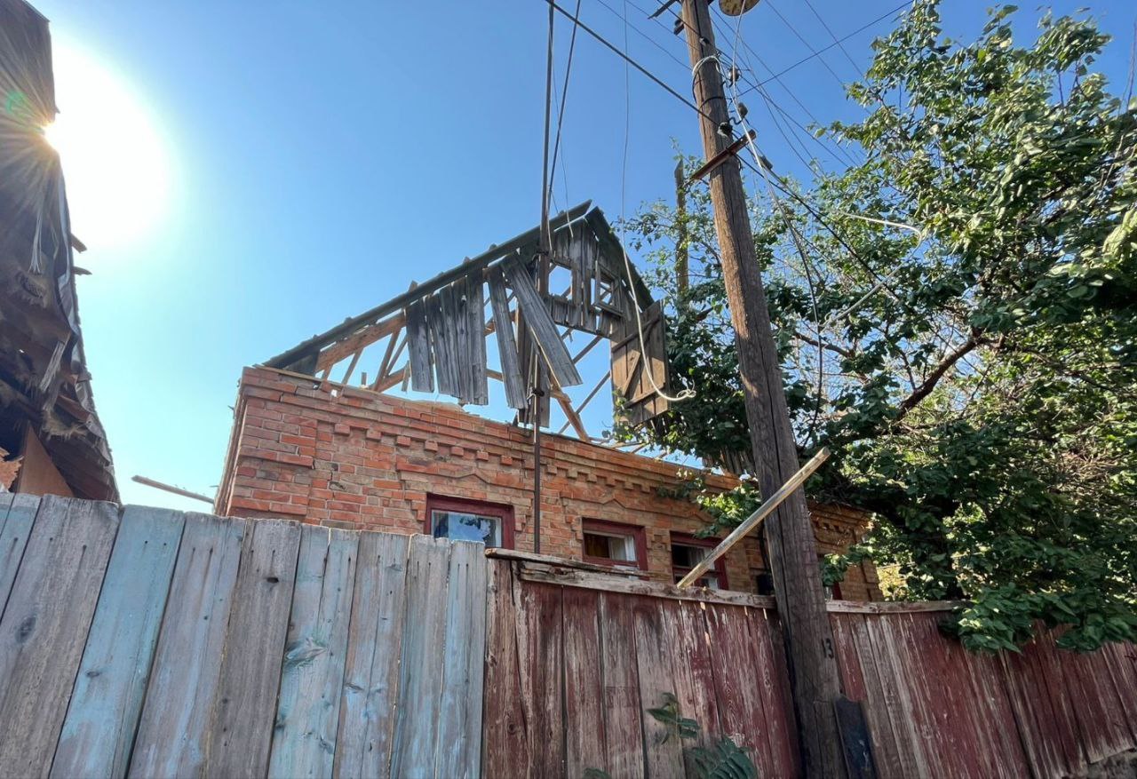 Приватний будинок через атаку залишився без даху