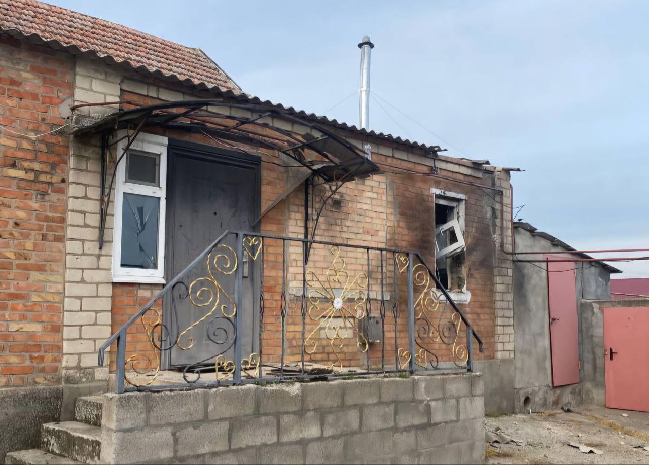 Пошкоджений приватний будинок на Нікопольщин