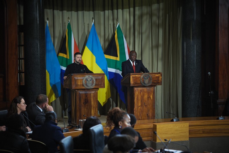 Президент України Володимир Зеленський та Президент ПАР Сиріл Рамафоса