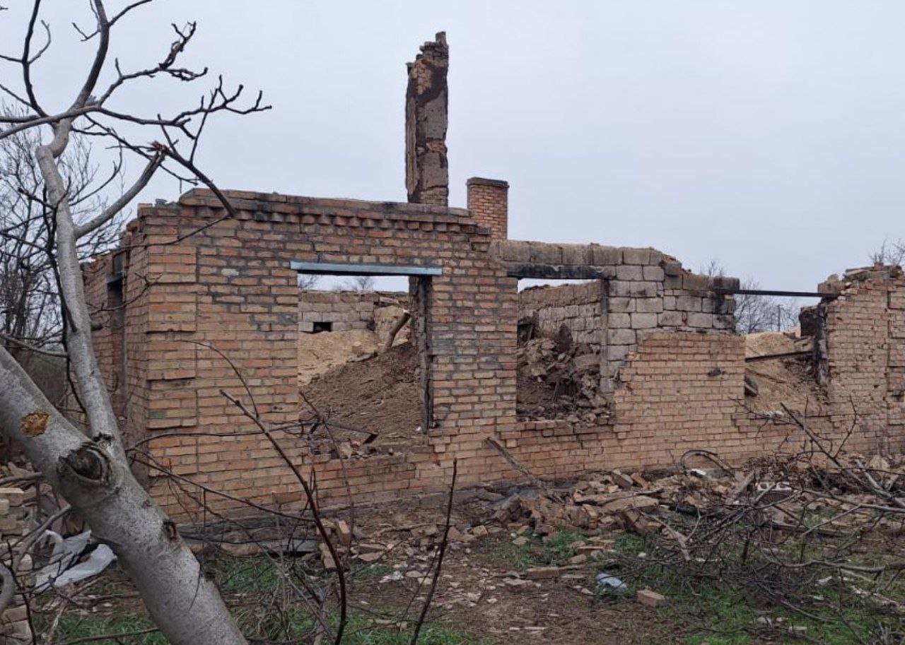 Від будинку залишилися самі стіни.