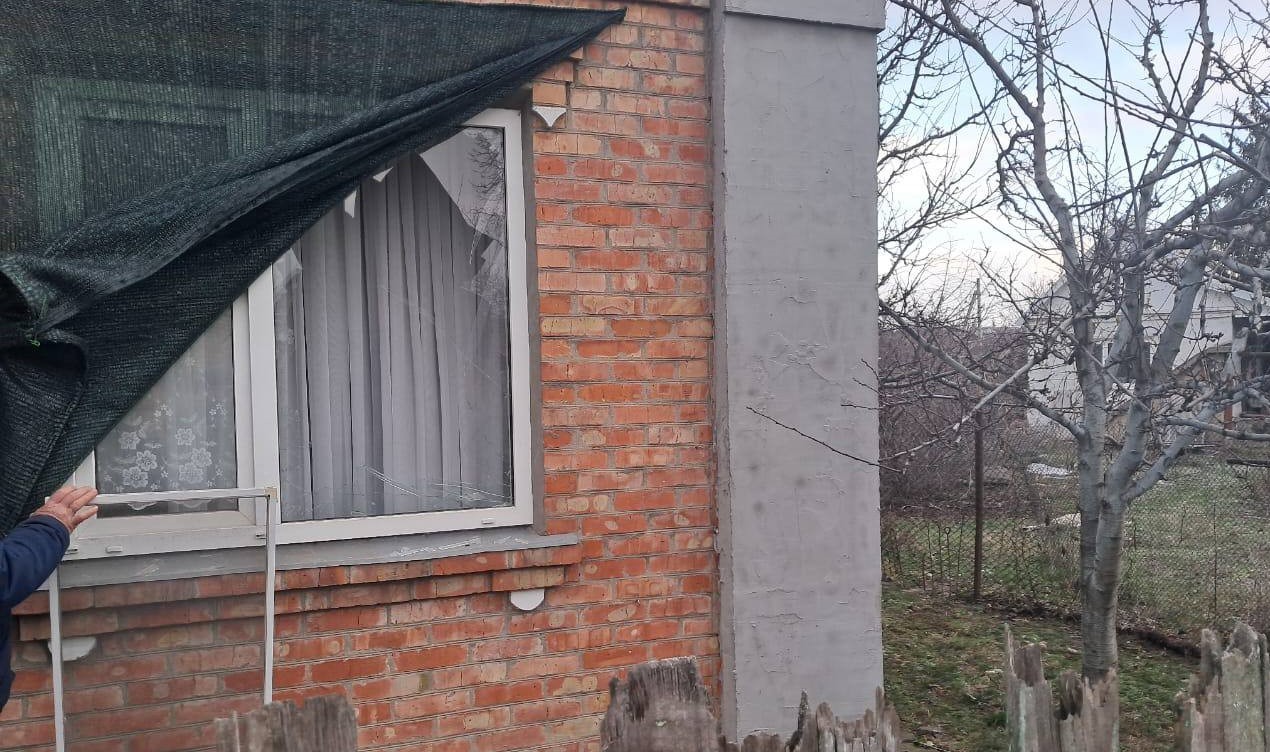 Вибите вікно у приватній оселі