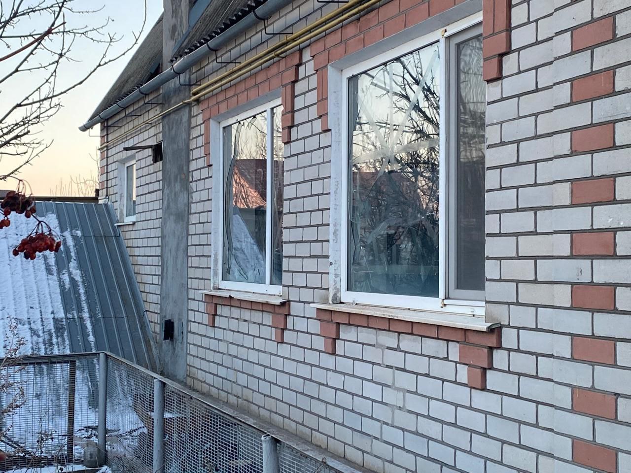 У приватні оселі побиті вікна 