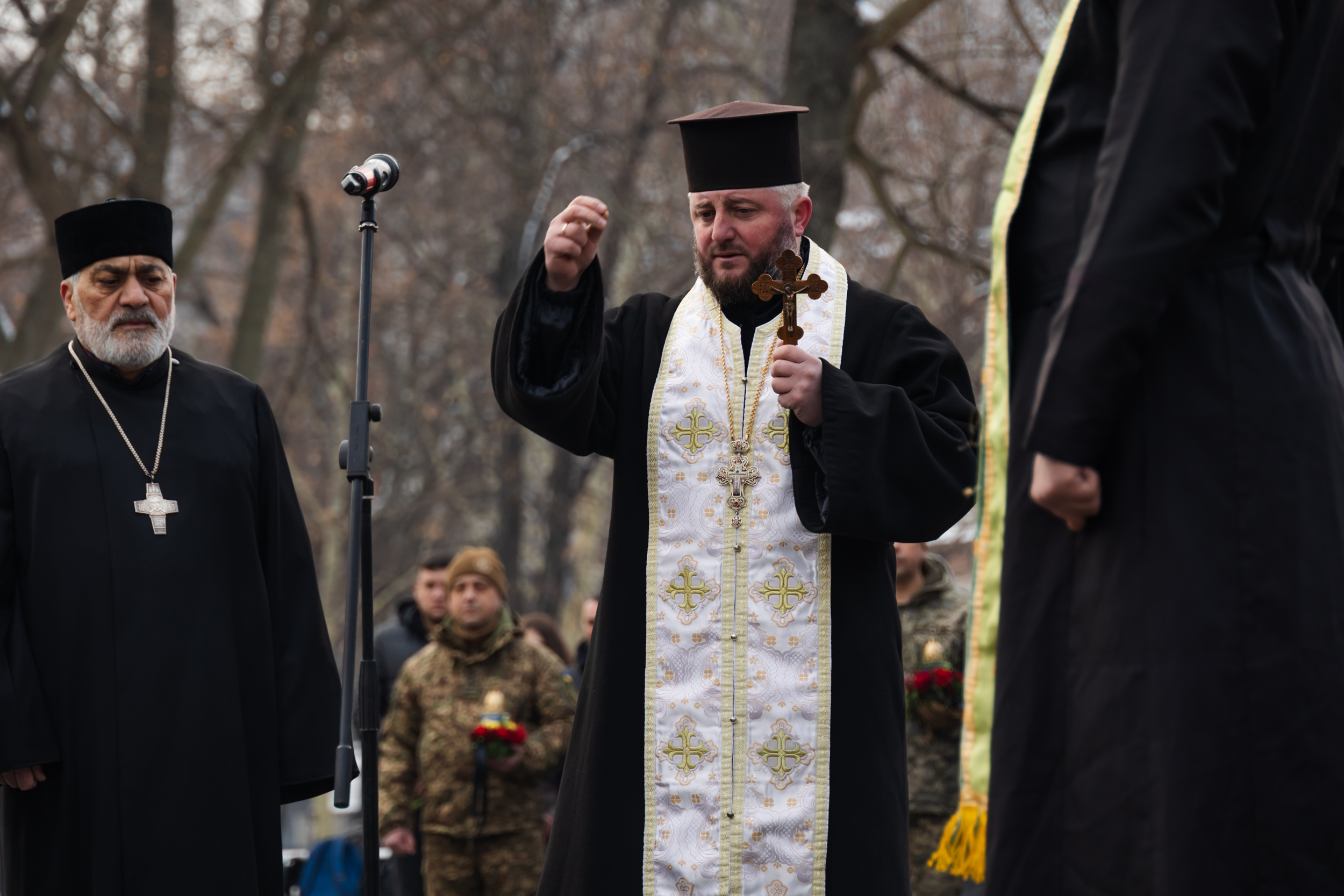 Духовенство провело молебень