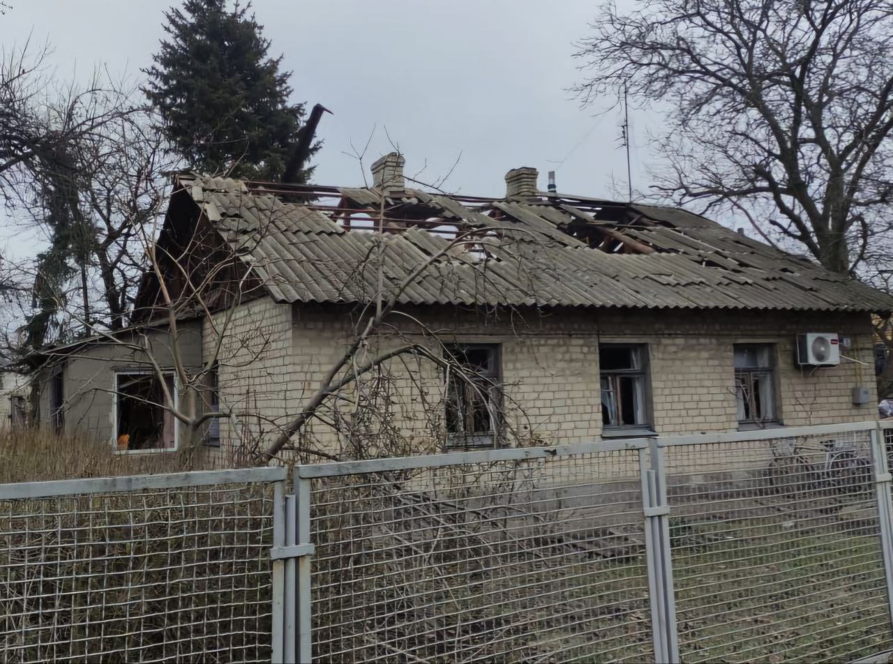У хаті побитий дах