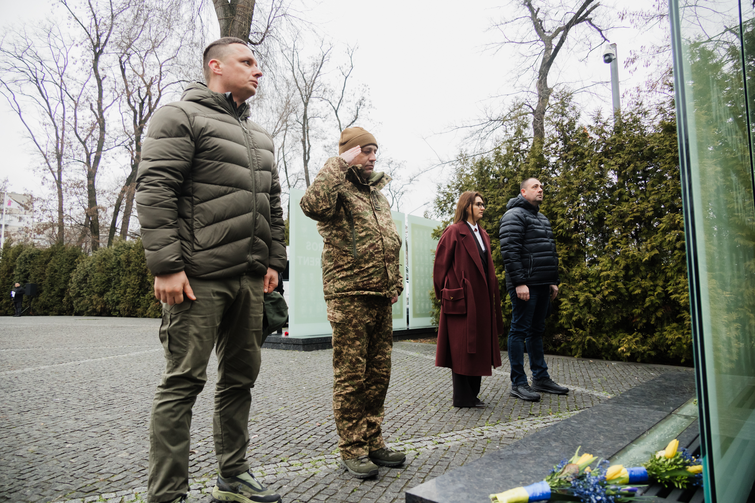 Представники ОВА й військові вшанували пам’ять полеглих
