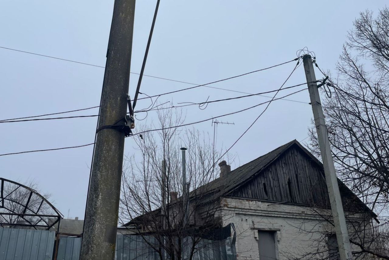 Обірвана лінія електропередач