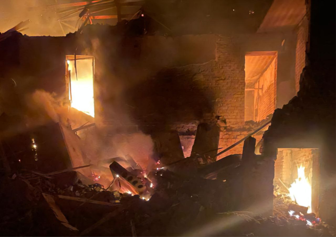 Пожежа, що сталася через ворожу атаку