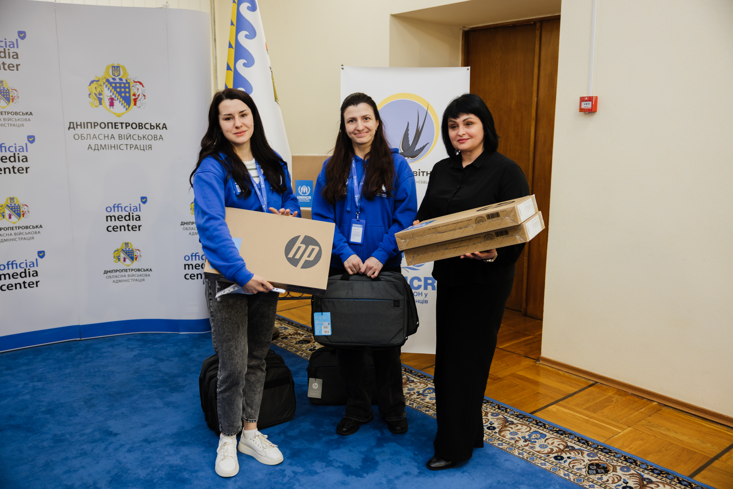 Представники УВКБ ООН та фахівець соціальної сфери