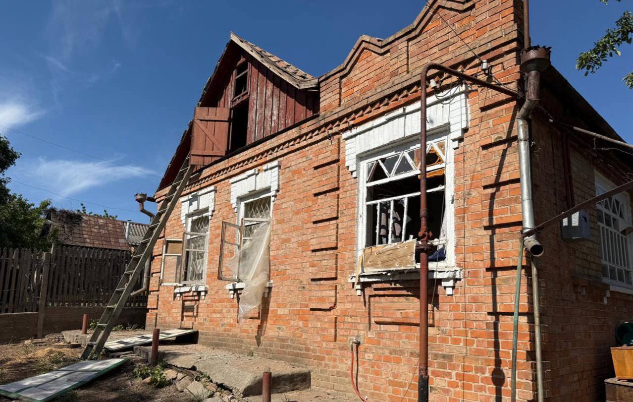 У приватному будинку вибило вікна