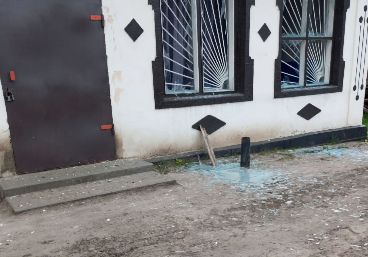 У магазині вибиті вікна