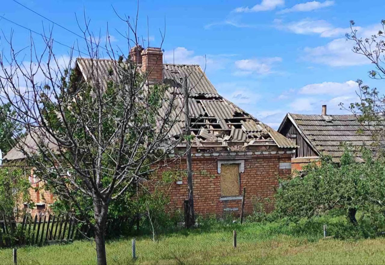 У приватній оселі побитий дах 