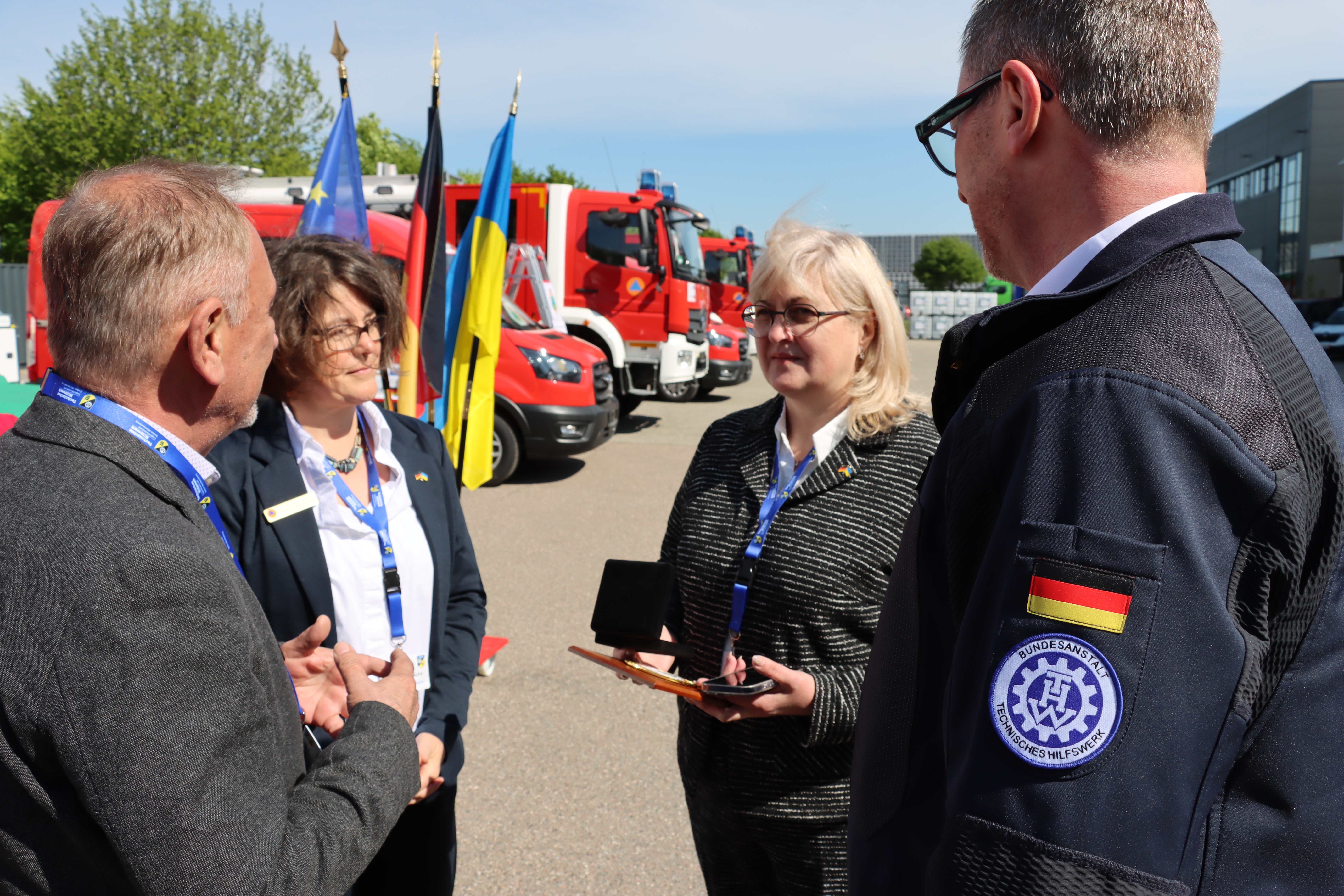 Церемонія передачі гуманітарної допомоги Дніпропетровщині