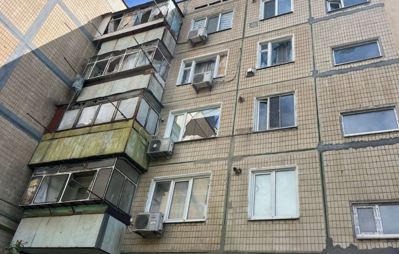 Пошкоджений багатоквартирний будинок