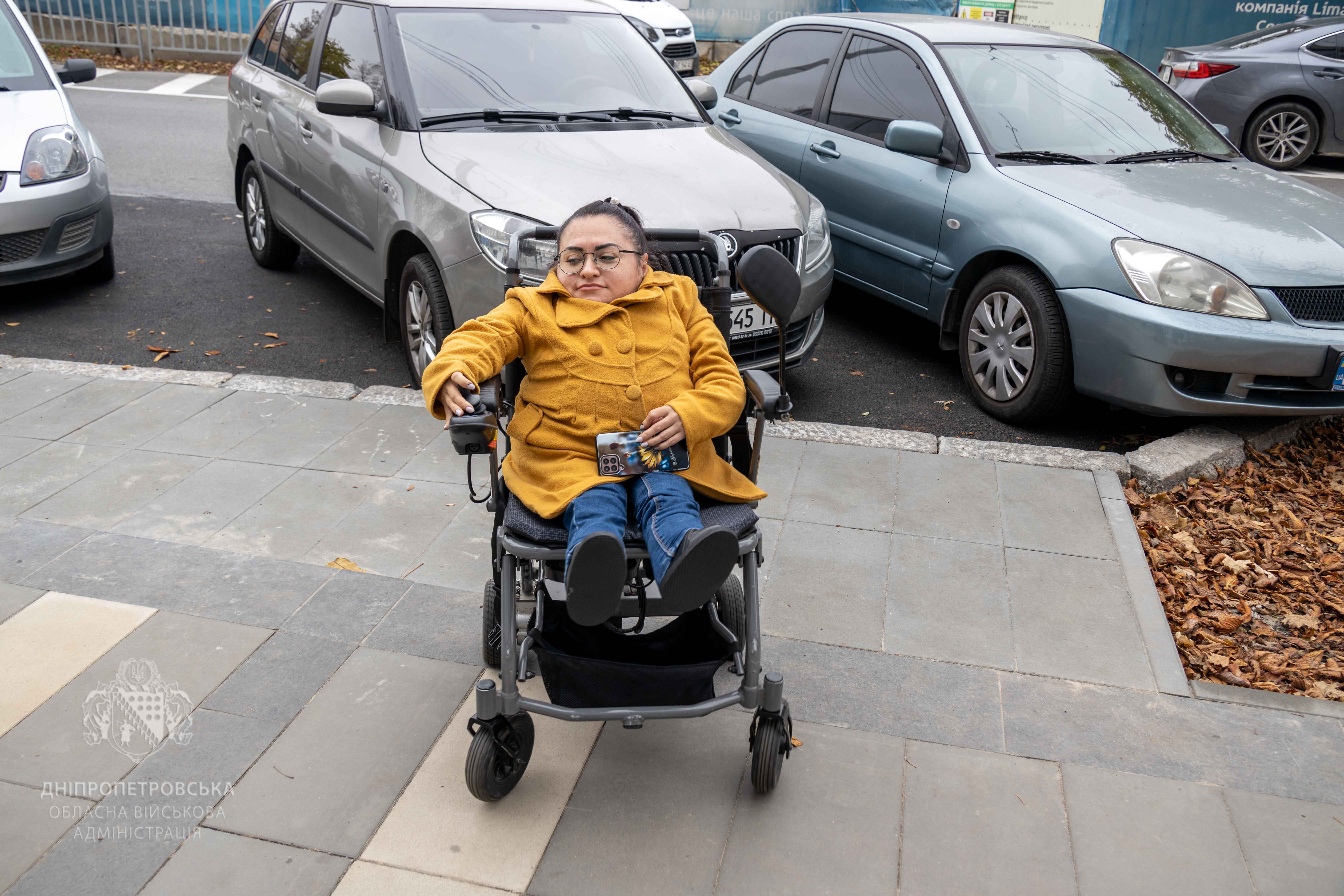 Амбасадорка проєкту «Рух без бар'єрів» Олена Осадча