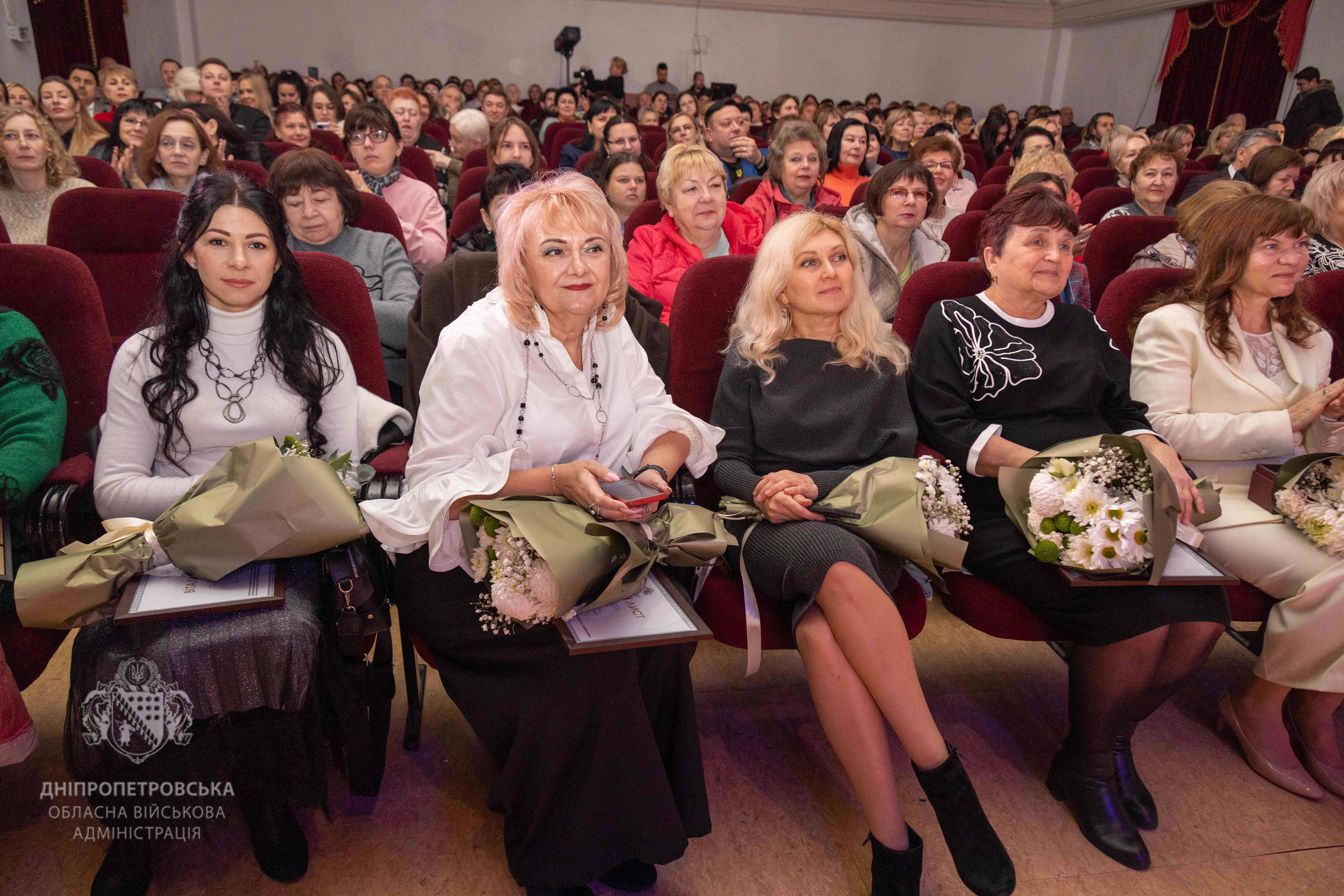 Гості заходу до Дня працівників культури та майстрів народного мистецтва