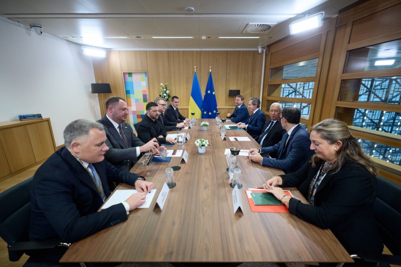 Представники Європейської Ради на чолі з Антоніу Коштою та Президентом України Володимиром Зеленським