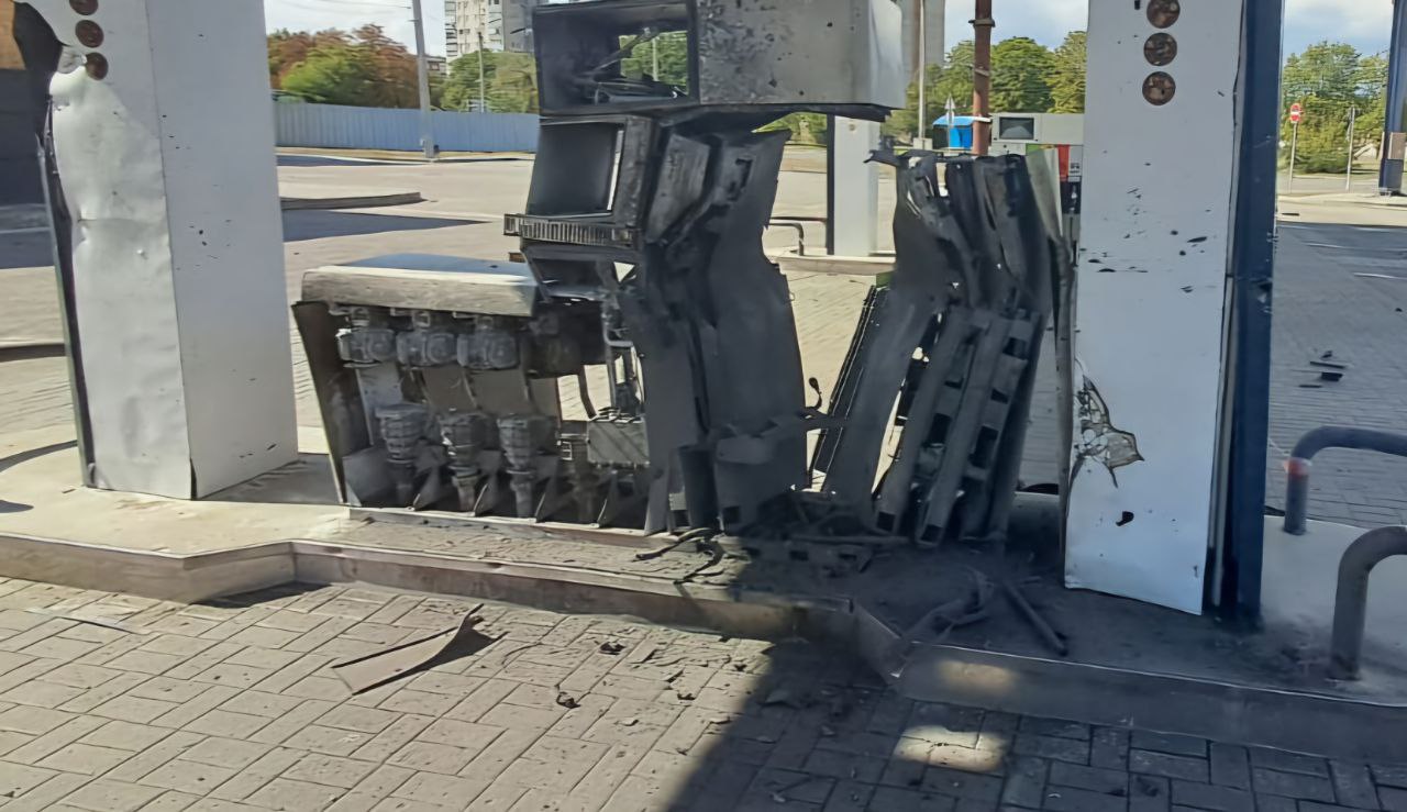 Пошкоджена АЗС 