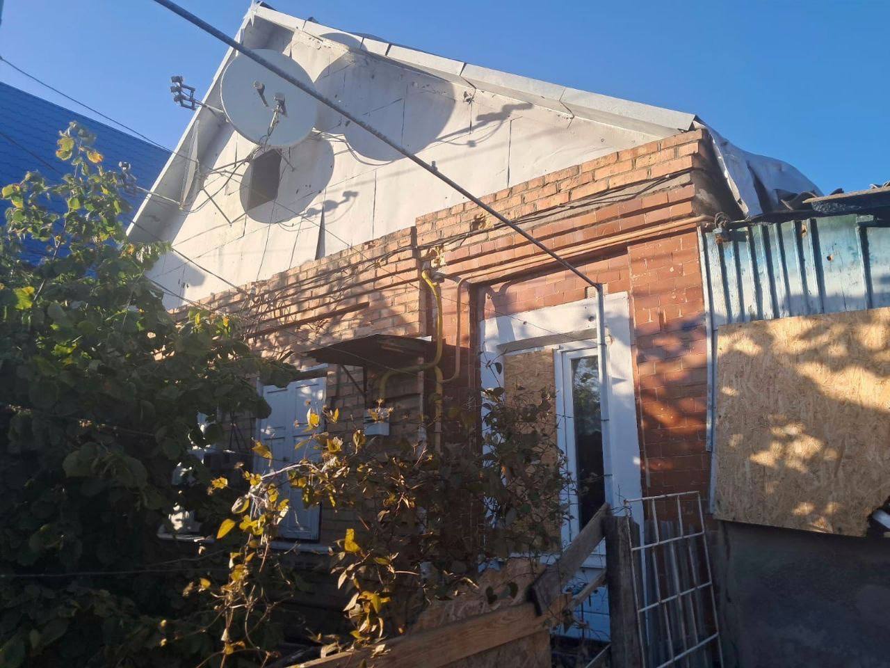 В одній з осель побита обшивка даху