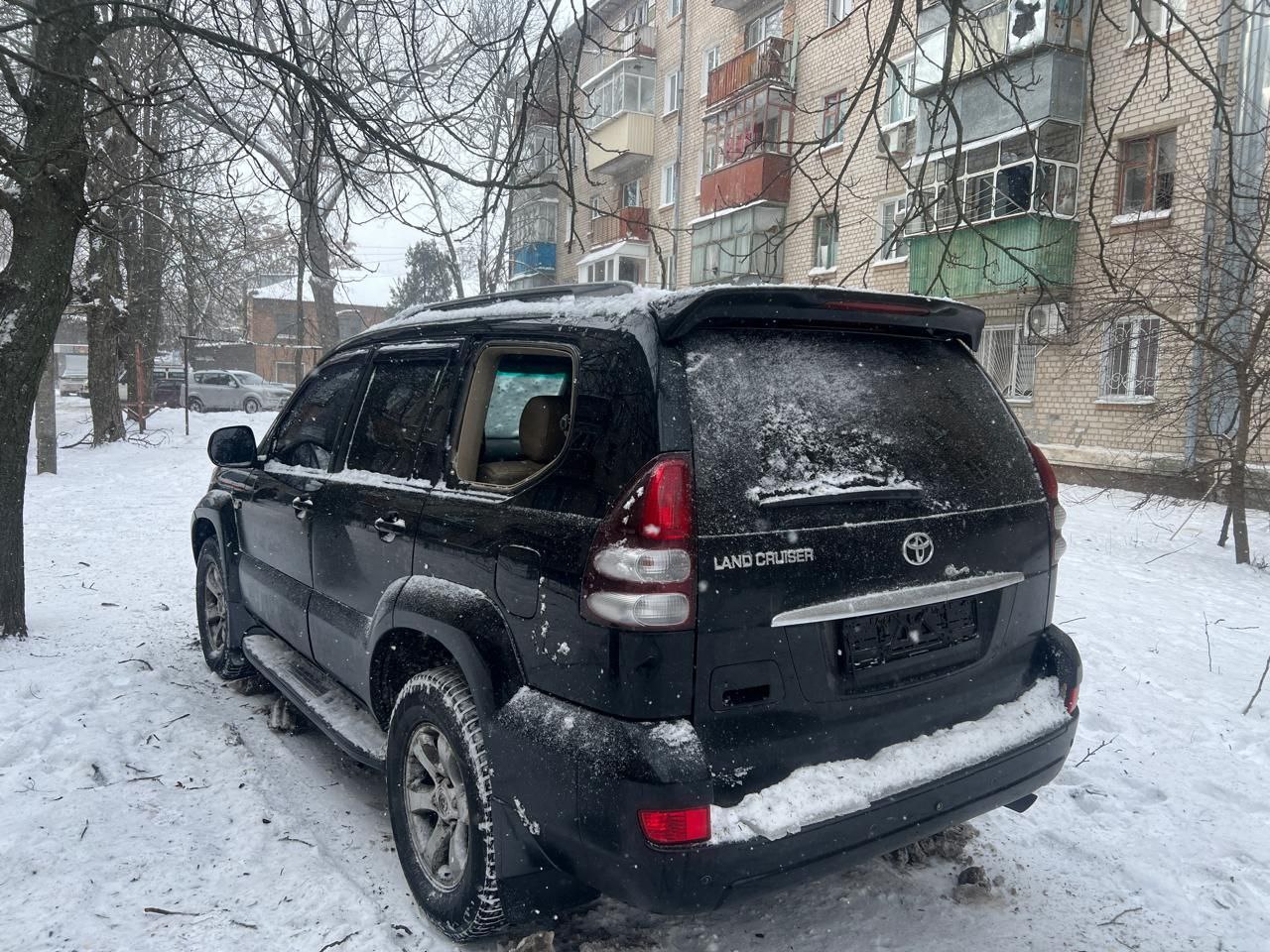 Під час обстрілу зачепило автівку