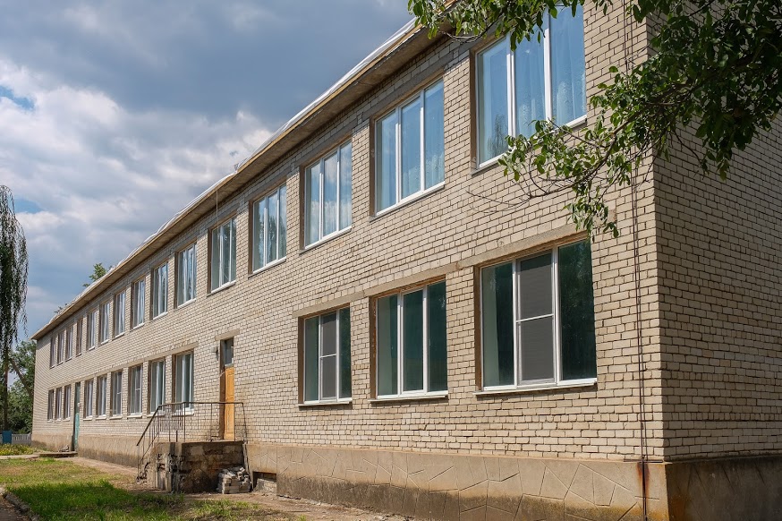 Дніпропетровска облдержадміністрація реконструює Виводівську школу