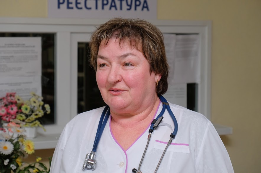 Катерина Ткаченко: «Після об’єднання нашої громади з’явилися кошти на ремонт амбулаторії. Цього чекали давно – хочемо, аби пацієнти почувалися комфортно»