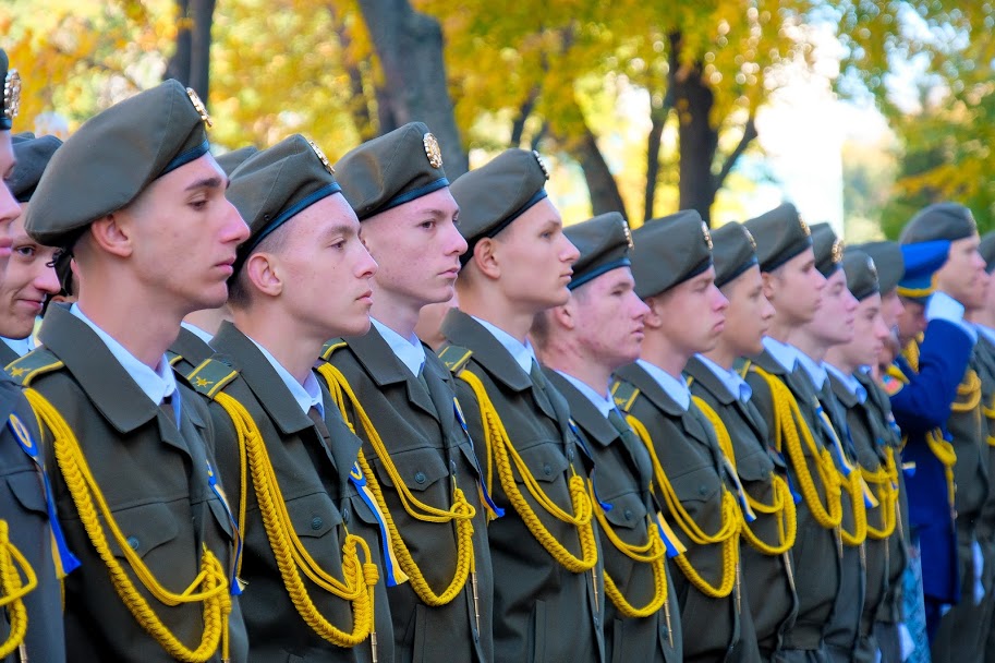 ..склали вихованці Дніпровського ліцею з посиленою військово-фізичною підготовкою