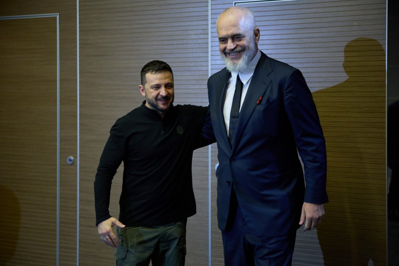 Президент України Володимир Зеленський та прем’єр-міністрам Албанії